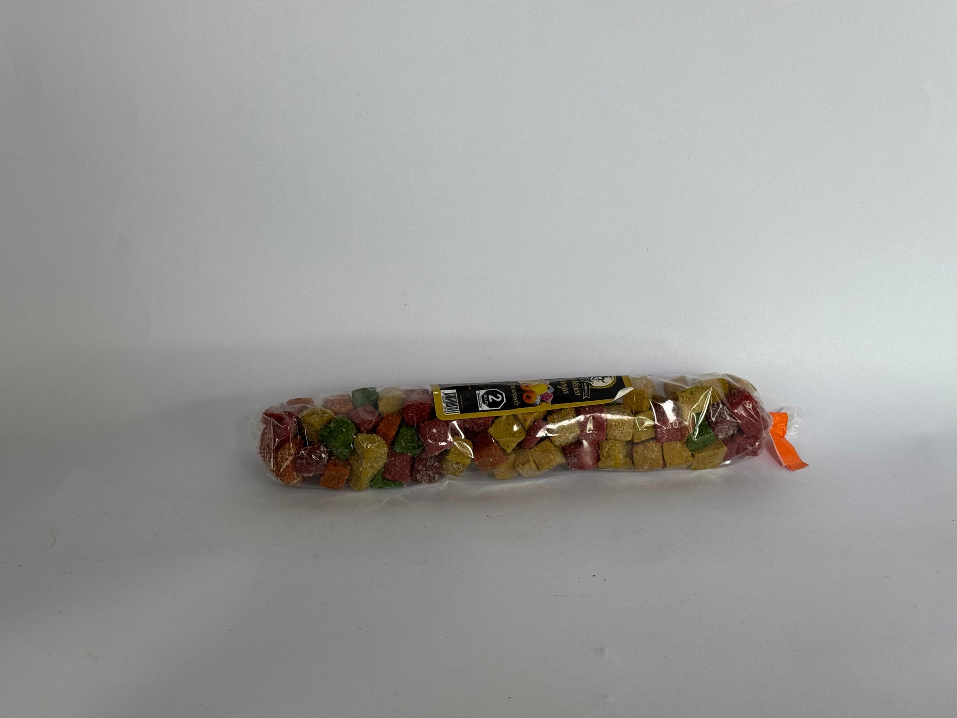 Ate de frutas en cubitos