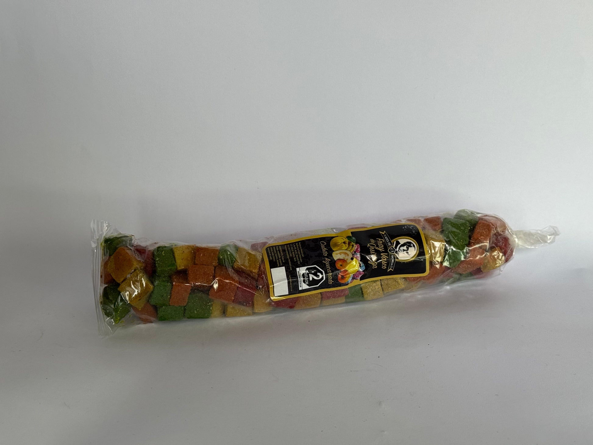 Ate de frutas en cubitos